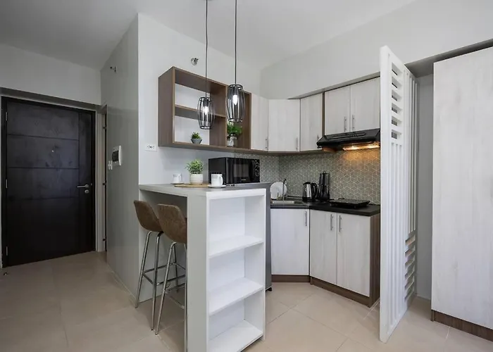 Furnished In Avida Towers Riala, It Park With Pool View, Wifi, Netflix And * Cebu