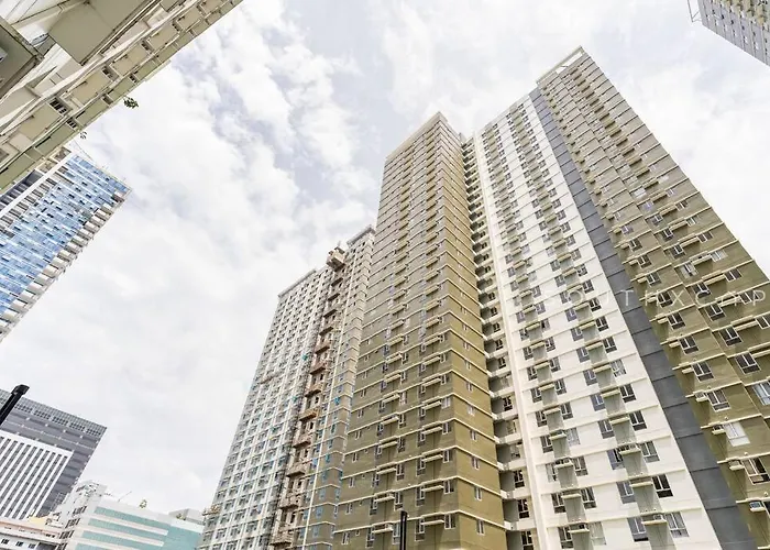 Apartment Furnished In Avida Towers Riala, It Park With Pool View, Wifi, Netflix And
