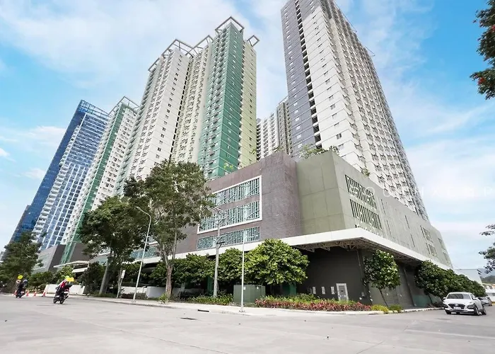 Apartment Furnished In Avida Towers Riala, It Park With Pool View, Wifi, Netflix And Cebu