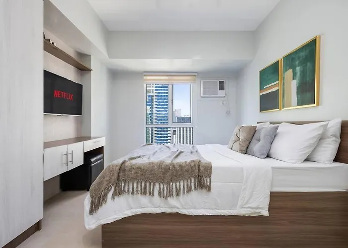 Furnished In Avida Towers Riala, It Park With Pool View, Wifi, Netflix And * Cebu