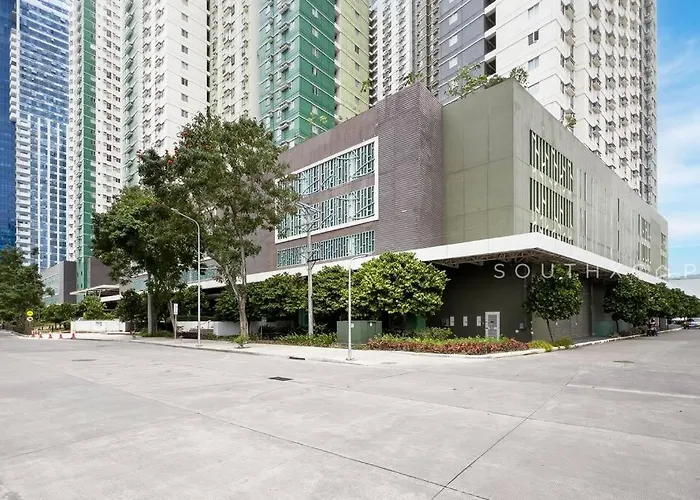 Furnished In Avida Towers Riala, It Park With Pool View, Wifi, Netflix And